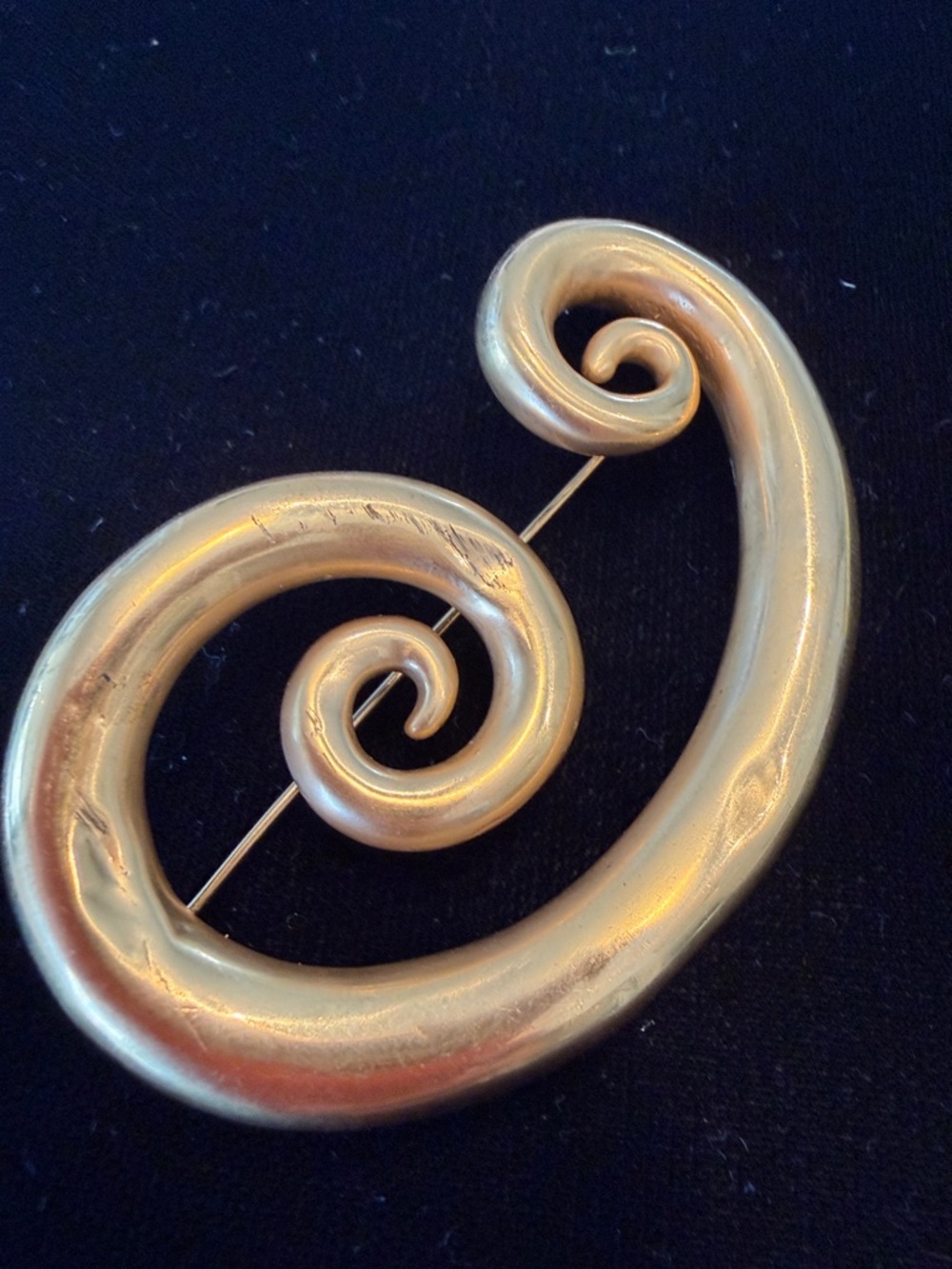 Gold Spiral Swirl Brooch Pin - Elegant Womens Jewelry